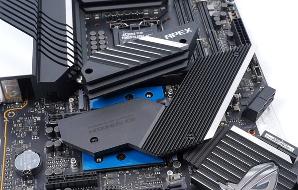 ASUS ROG MAXIMUS XIII APEX review_03307_DxO