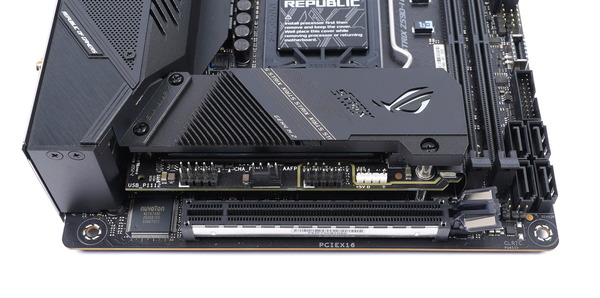 ASUS ROG STRIX Z590-I GAMING WIFI review_02888_DxO