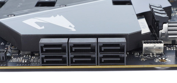 GIGABYTE Z590 AORUS ULTRA review_02488_DxO