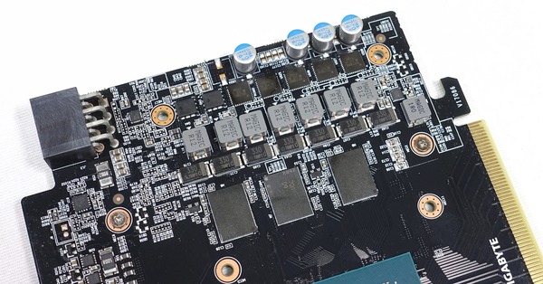 GIGABYTE GeForce GTX 1080 Mini ITX 8G review_02627