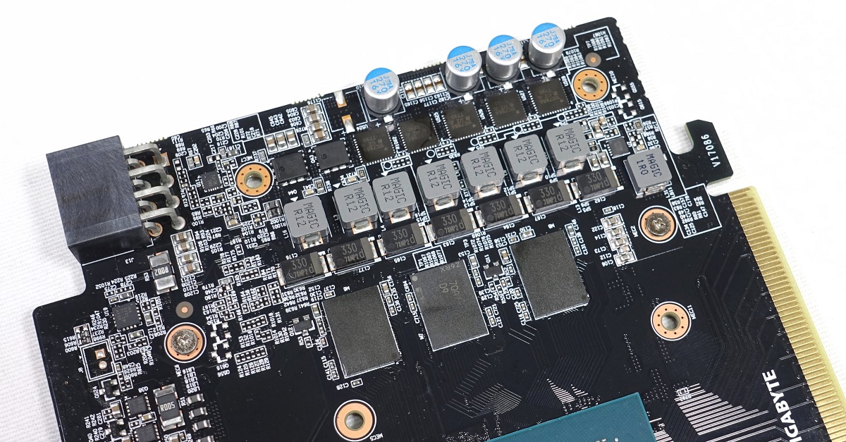 【自作PC】GTX1660tiとRyzenで小型ゲーミングPC ...
