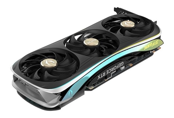 ZOTAC GAMING GeForce RTX 4090 AMP Extreme AIRO (3)