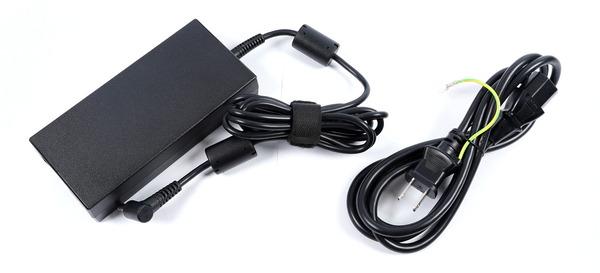 MSI GS66 Stealth GS66-10UG-003JP review_02508_DxO
