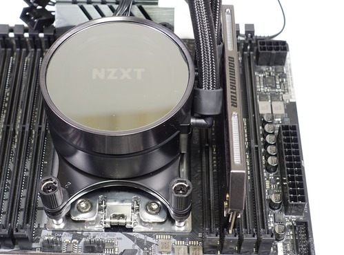 AMD Ryzen Threadripper環境でメモリ8枚刺しのCPUクーラーの