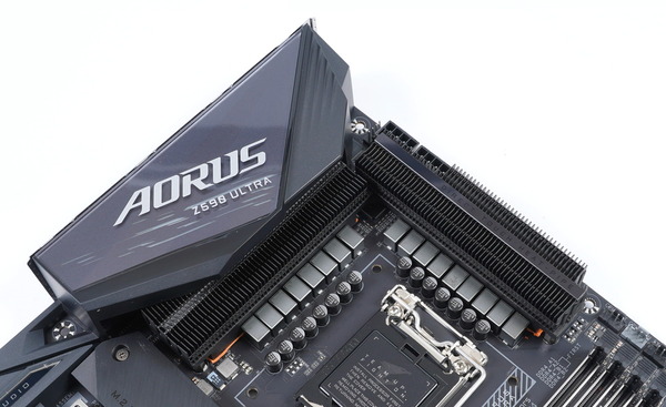 GIGABYTE Z590 AORUS ULTRA review_02476_DxO