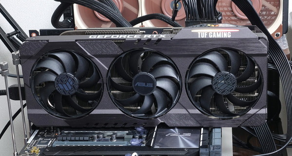 ASUS TUF-RTX3090-O24G-GAMING review_04979_DxO