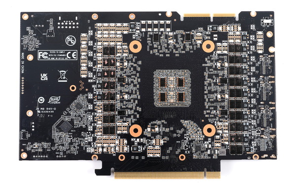 Gainward GeForce RTX 3090 Ti Phantom review_07594_DxO