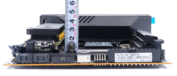ASUS ROG STRIX Z590-I GAMING WIFI review_02906_DxO
