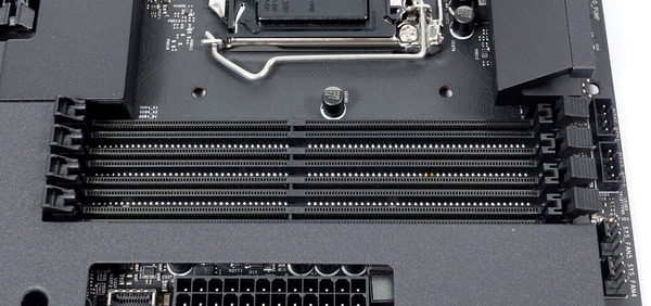 NZXT N7 Z490 review_06985_DxO