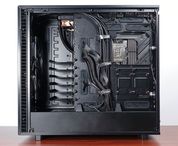 Fractal Design Define 7 XL review_07538_DxO
