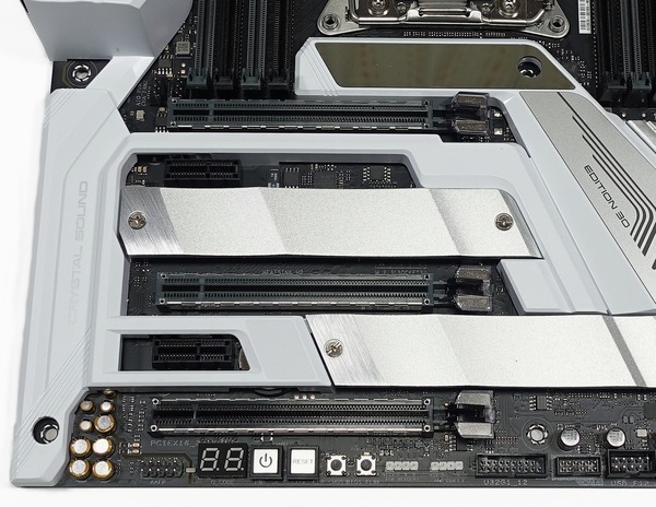 ASUS PRIME X299 Edition 30 review_03089_DxO