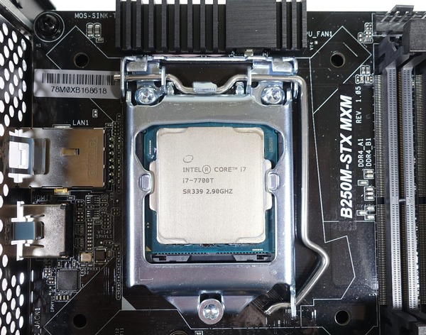 ASRock DeskMini GTX 1080 review_02719