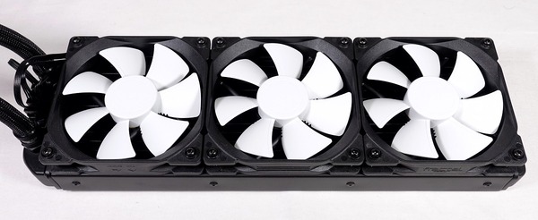 Fractal Design Celsius S36 review_07777