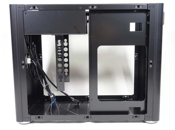 Lian Li PC-Q38 review_00752