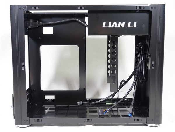 Lian Li PC-Q38 review_00751