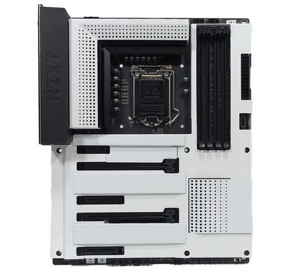 NZXT N7 Z390 review_01488_DxO