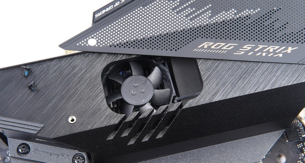 ASUS ROG STRIX Z590-I GAMING WIFI review_02953_DxO