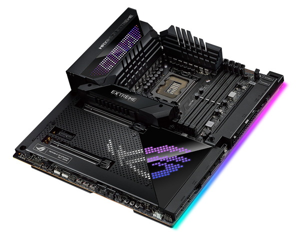 ASUS ROG MAXIMUS Z690 EXTREME (4)