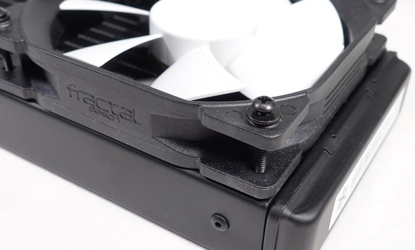 Fractal Design Celsius S36 review_07763