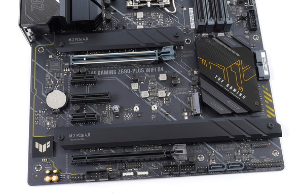 ASUS TUF GAMING Z690-PLUS WIFI D4 review_00714_DxO