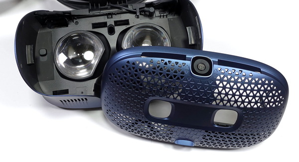 HTC VIVE Cosmos review_02745_DxO