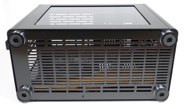 Lian Li PC-Q38 review_00744