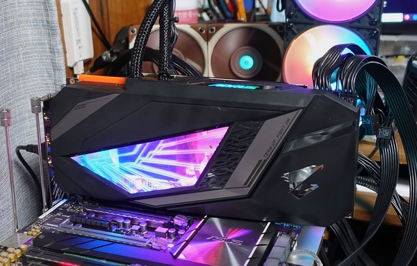 GIGABYTE AORUS GeForce RTX 2080 Ti XTREME WATERFORCE 11G review_08655_DxO