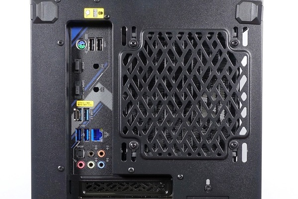 G-Master Hydro Z490 review_00640_DxO