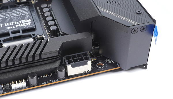 ASUS ROG STRIX Z590-I GAMING WIFI review_02881_DxO