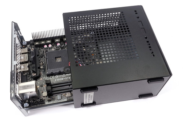 ASRock DeskMini X300 review_03492_DxO
