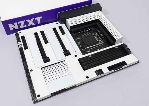 NZXT N7 Z390