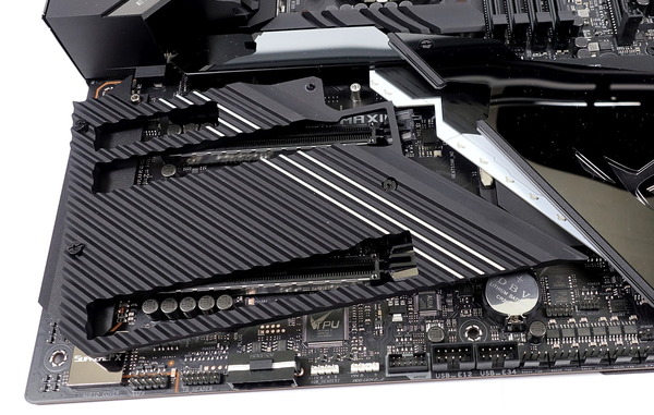 ASUS ROG MAXIMUS XII EXTREME review_09076_DxO
