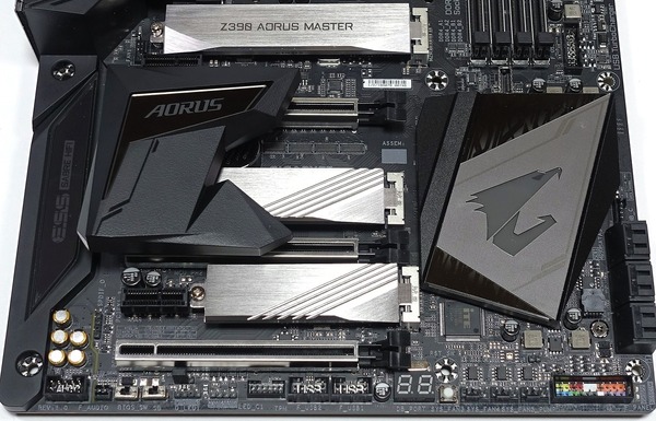 GIGABYTE AORUS NVLINK BRIDGE review_03710_DxO