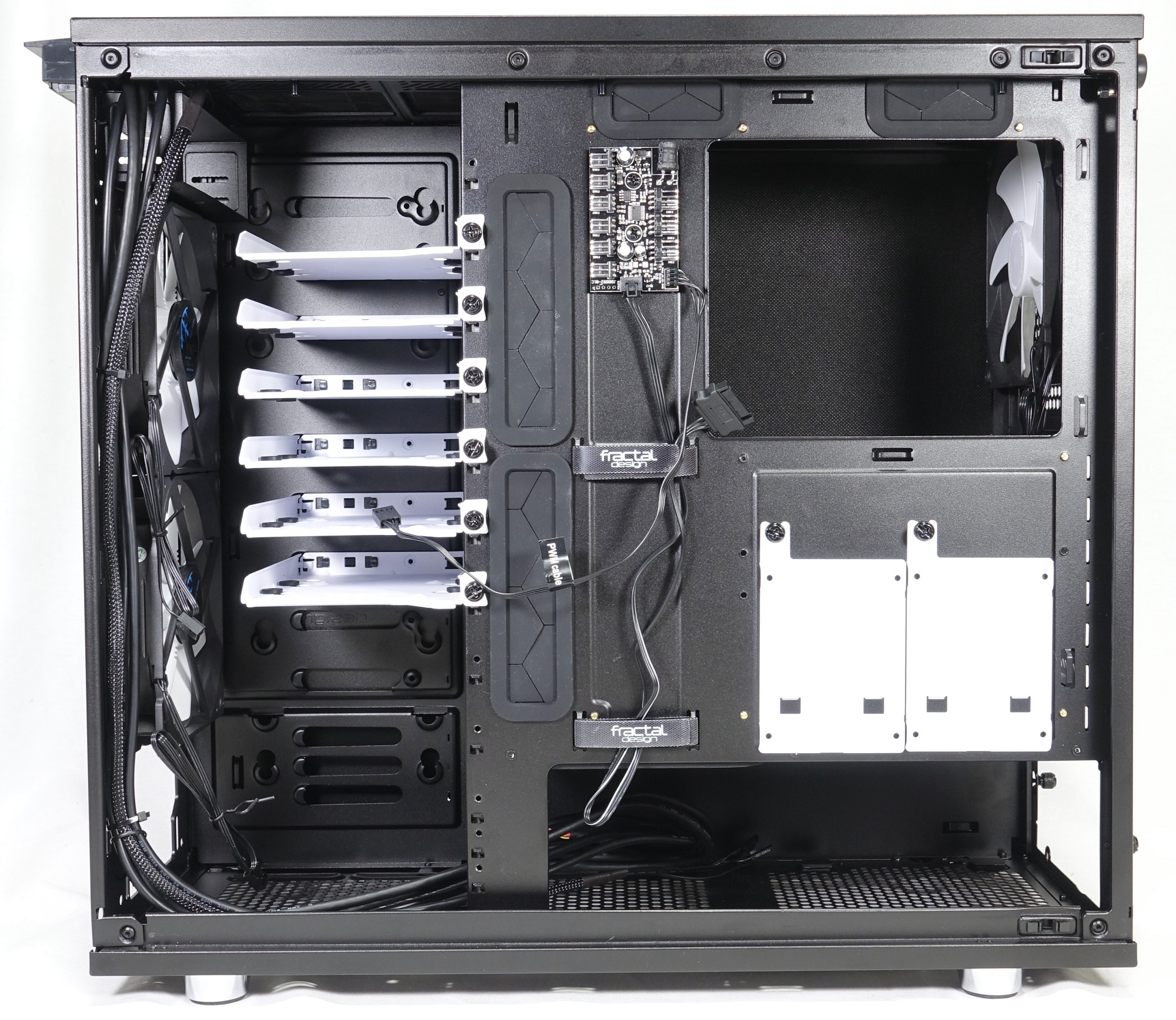 Корпус fractal design r6. Корпус fractal design define r6 [fd-ca-def-r6-bk] черный. Fractal design корпус для водяное охлаждение 360mm. Define a 6. Fractal design ssd bracket.