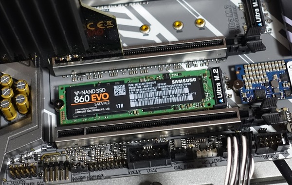Samsung SSD 860 EVO M.2 1TB review_04501
