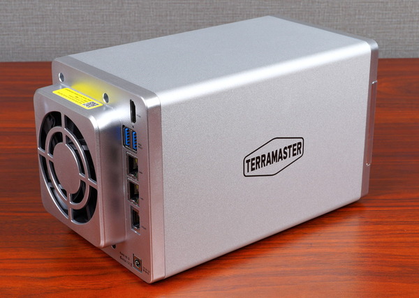 TerraMaster F2-422 review_05667_DxO