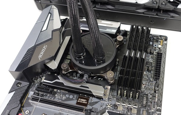 GIGABYTE Z370 AORUS Gaming 7 review_01751