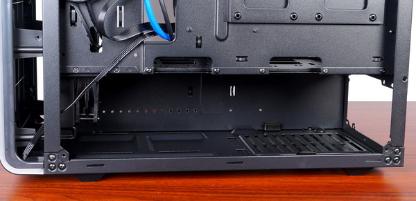 ガレリア専用 SKケース (ATX) review_05326_DxO