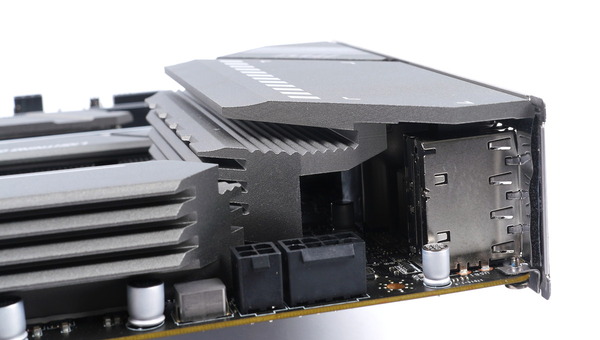 MSI MAG B560 TOMAHAWK WIFI review_02782_DxO