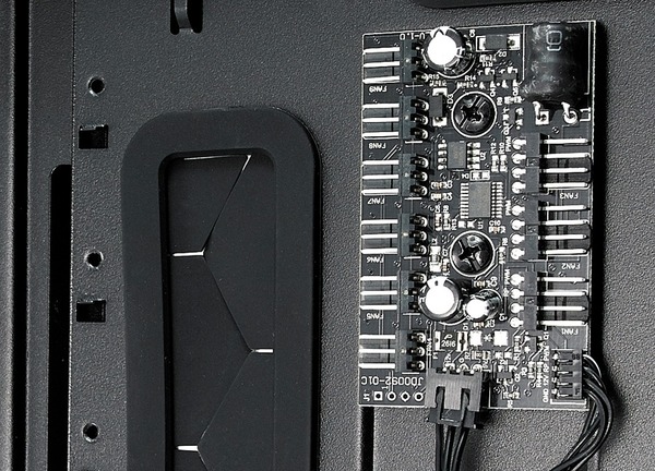 Fractal Design Define R6_fancon