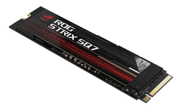 ASUS ROG STRIX SQ7 Gen4 SSD (3)