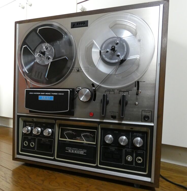 オープンデッキの修理 AKAI 4440D 驚くべき高性能 : オープンリール