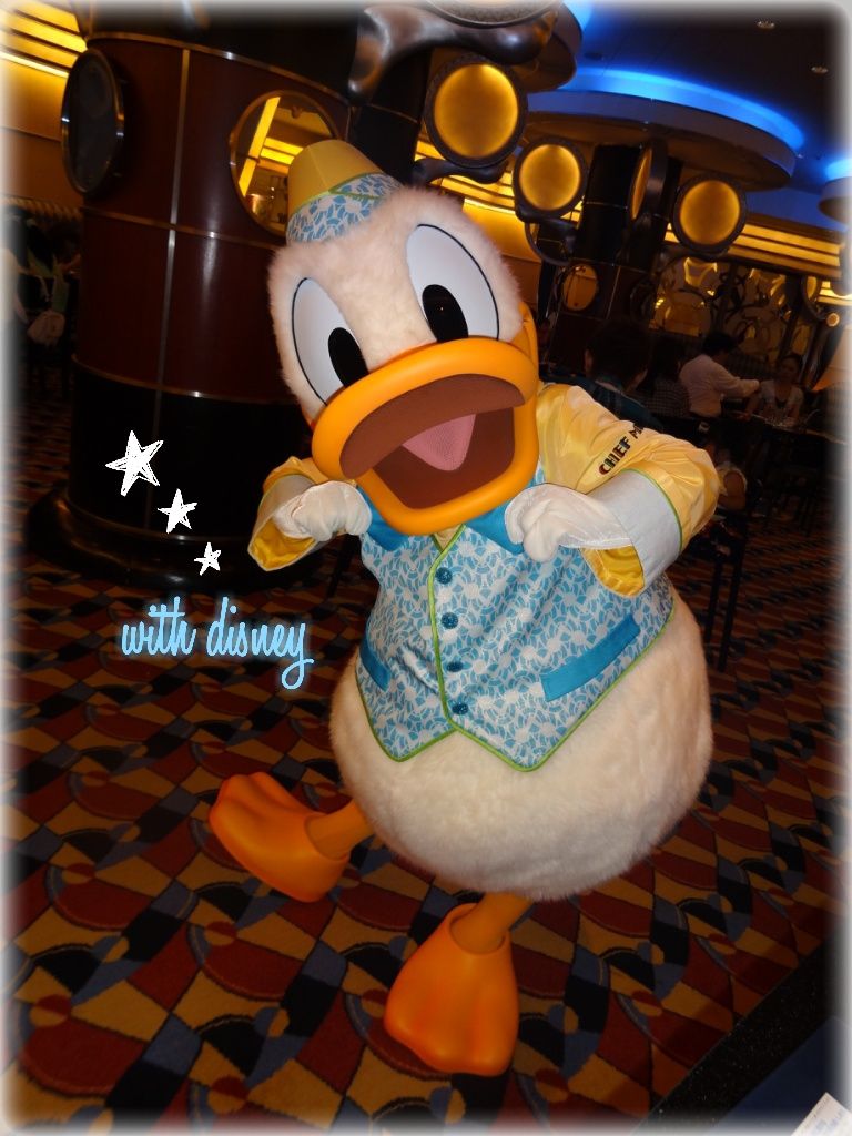 シェフミッキー お尻ふりふりドナルド With Disney
