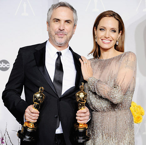1393854550_angelina-jolie-alfonso-cuaron-lg