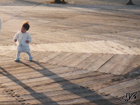 7E8654A1-115D-43A2-9F4B-FA25087969D3