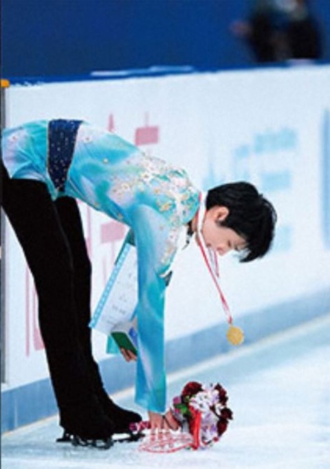 YUZU'LL BE BACK Ⅲ　裏表紙 2