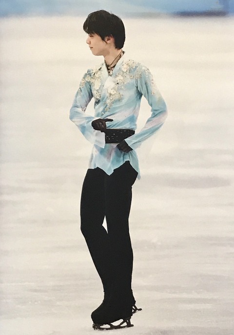 EF7C0543-CF30-414D-938C-595EF25AC647