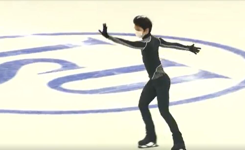 美しい練習美しいボディ 金色の翼にのって 羽生結弦選手をずっと応援 美しい練習美しいボディ 金色の翼にのって 羽生結弦選手をずっと応援