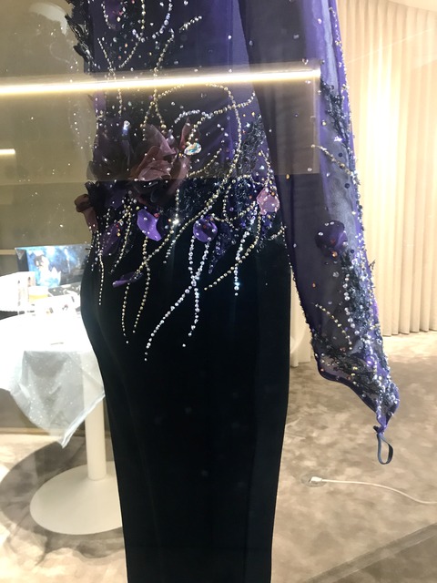 F67D2B30-FA8F-4411-AAEE-B70A3DF22274