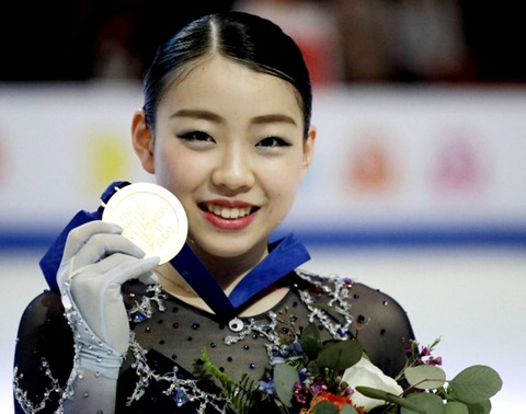 19 4CC 梨花 4_Fotor